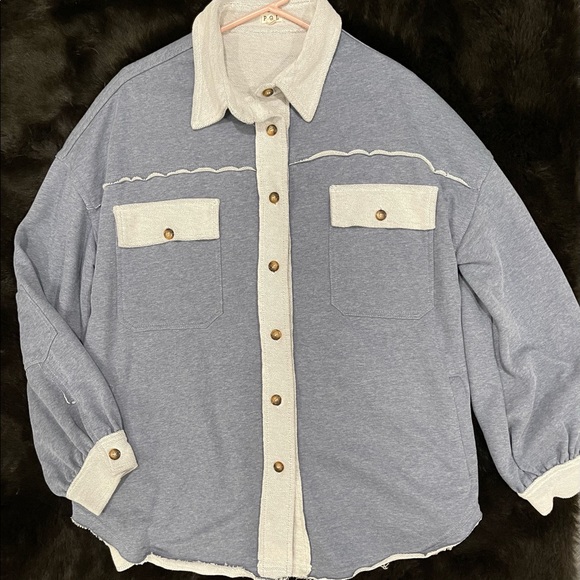 Shacket - Picture 4 of 4